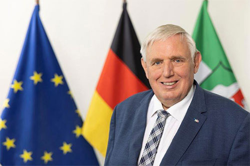 NRW Gesundheitsminister Karl Josef Laumann - Foto MAGS NRW Ralph Sondermann NRW Gesundheitsminister Karl Josef Laumann Foto MAGS NRW Ralph Sondermann